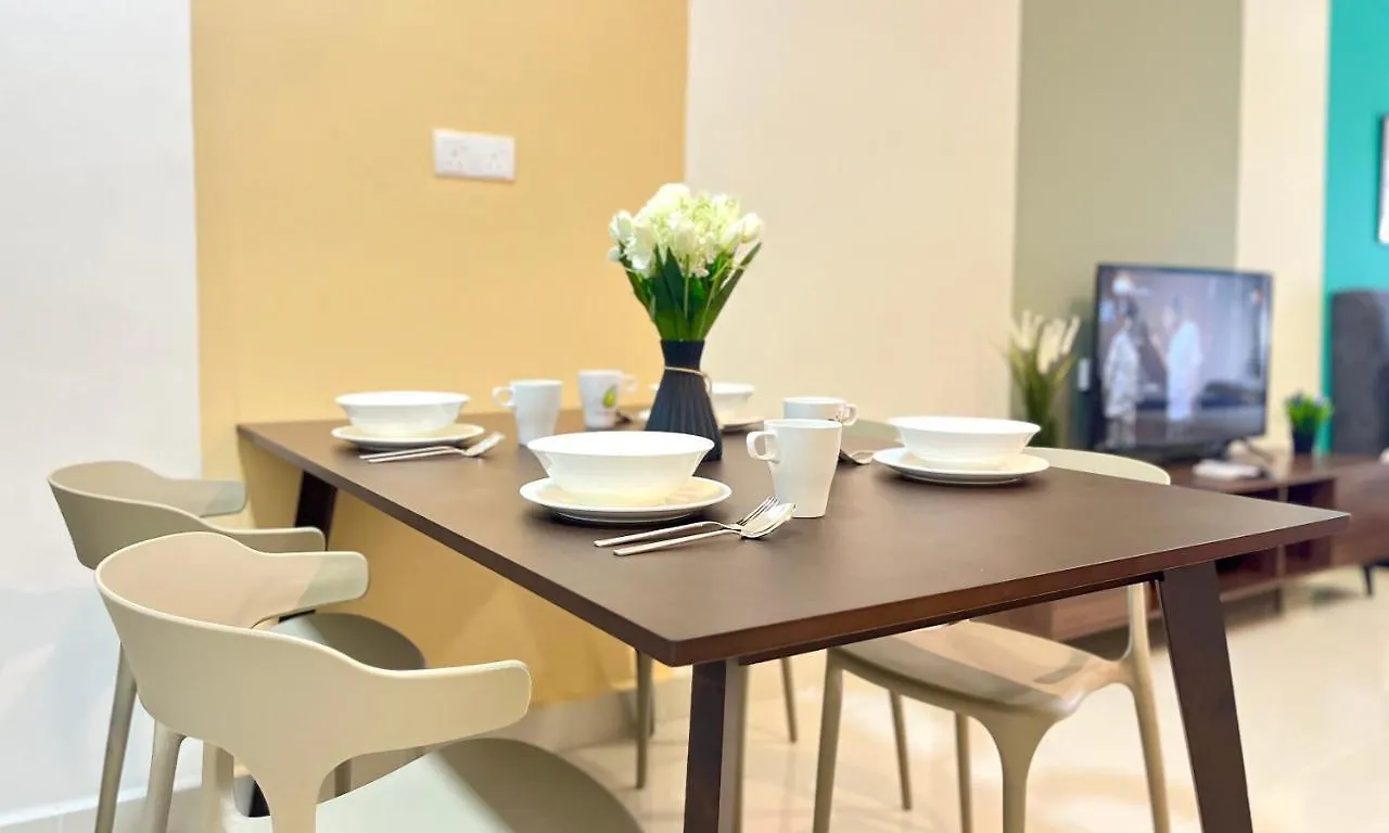 Core Soho Designer Suite @ Klia Sepang Apartment