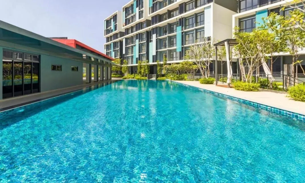 Core Soho Designer Suite @ Klia Sepang 0*,